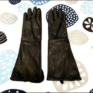 Leather, cashmere-lined gloves